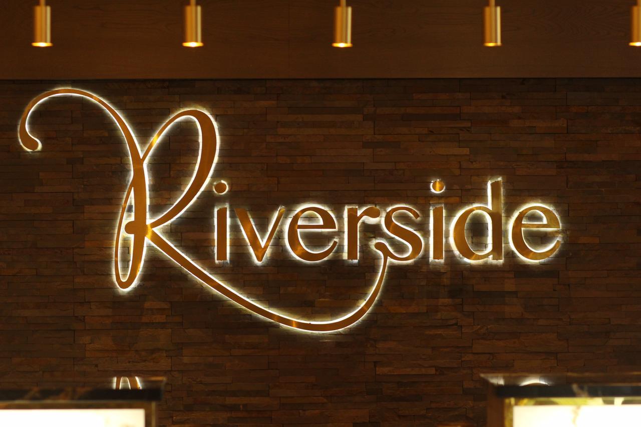 Riverside Lodge Hotel Ирвин Экстерьер фото